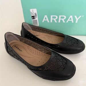 ARRAY Jordan Black Laser-Cut Slip-On Women's Flats